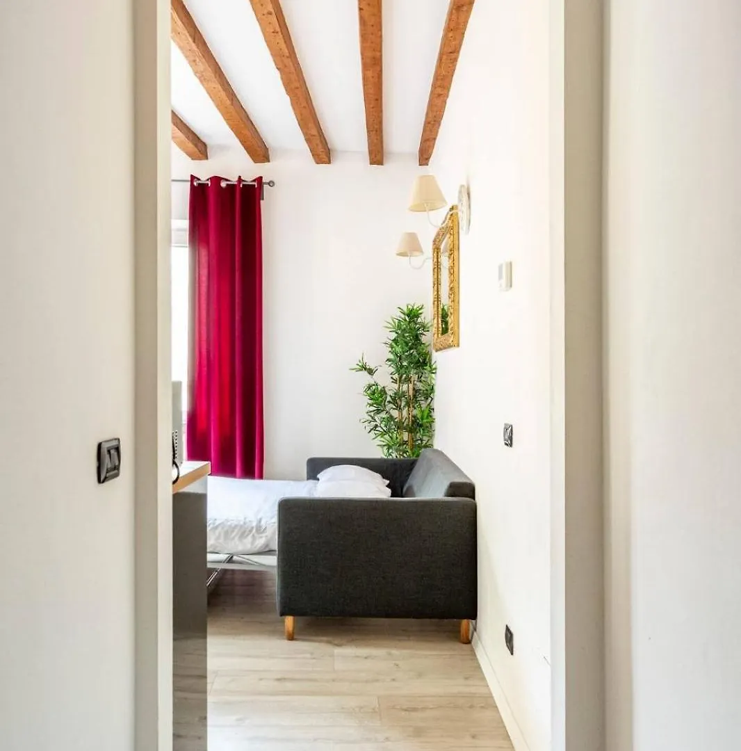 Apartment Lovely Brera Milan