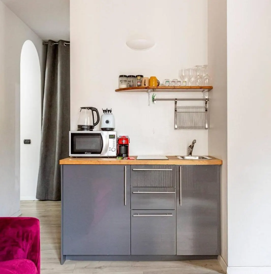 Apartment Lovely Brera Milan